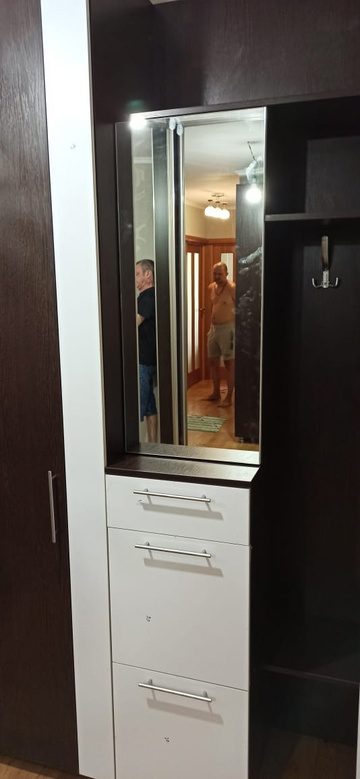 прихожая с зеркалом
