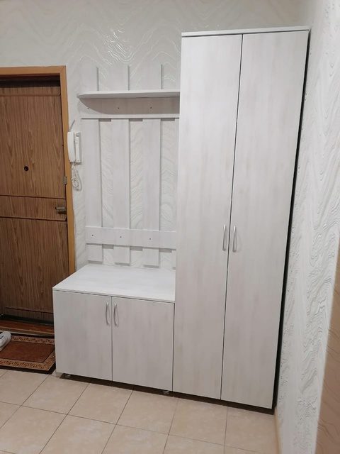 светлая прихожая на заказ
